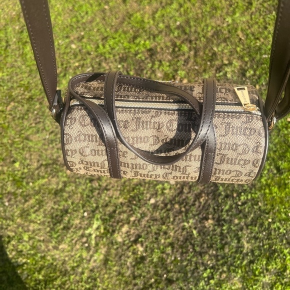 Brown JUICY COUTURE barrel purse , NWT - Picture 5 of 13